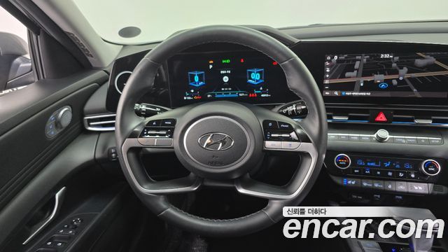 Hyundai AVANTE 2021 — photo 13