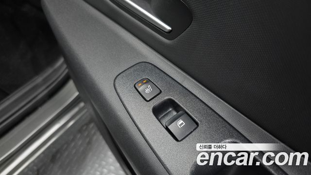 Hyundai AVANTE 2021 — photo 19