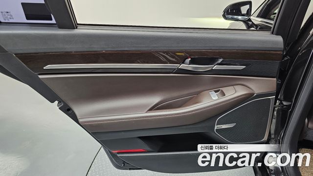 Genesis EQ900 2018 — photo 15