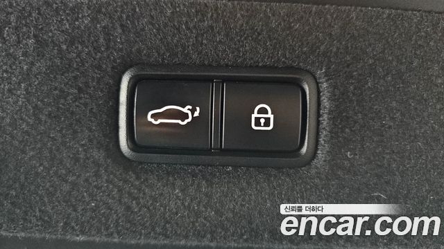 Genesis EQ900 2018 — photo 32
