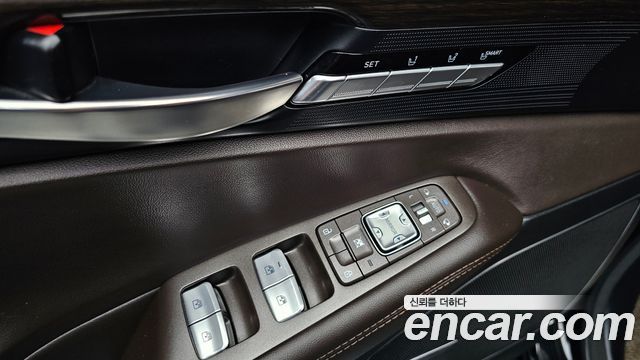 Genesis EQ900 2018 — photo 39