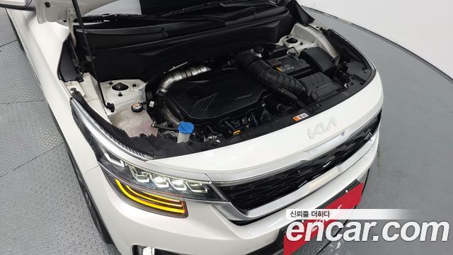 Kia Seltos 2023 — photo 6