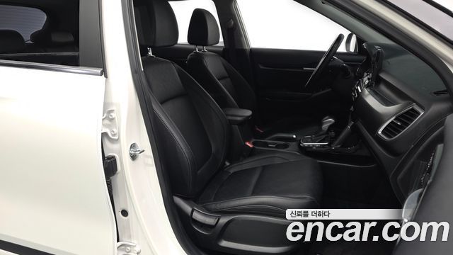Kia Seltos 2023 — photo 17