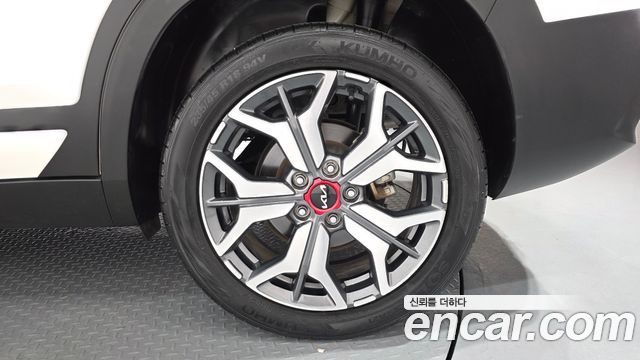 Kia Seltos 2023 — photo 7