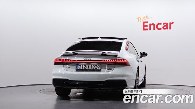 Audi A7 2025 — photo 4