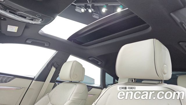 Audi A7 2025 — photo 34