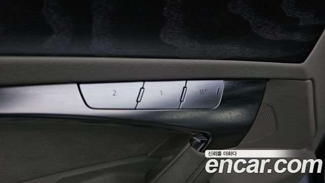 Audi A7 2025 — photo 35