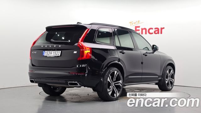 Volvo XC90 2021 — photo 2