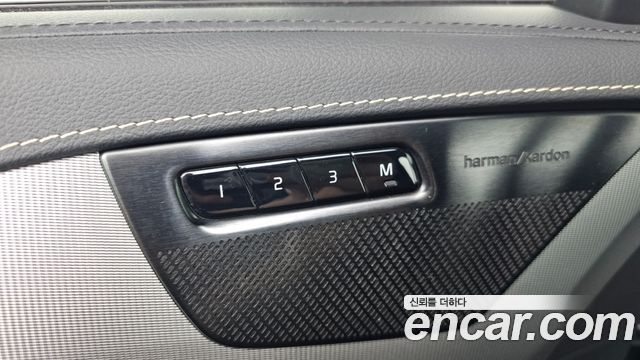 Volvo XC90 2021 — photo 29