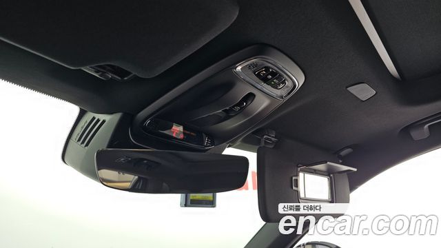 Volvo XC90 2021 — photo 32