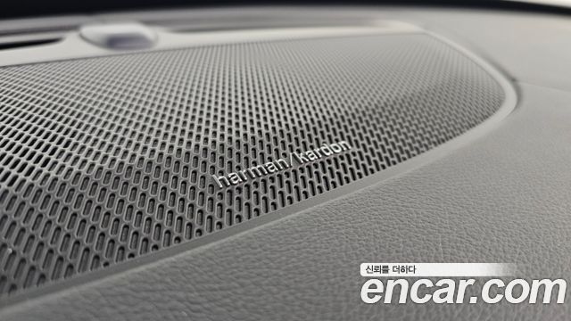 Volvo XC90 2021 — photo 37