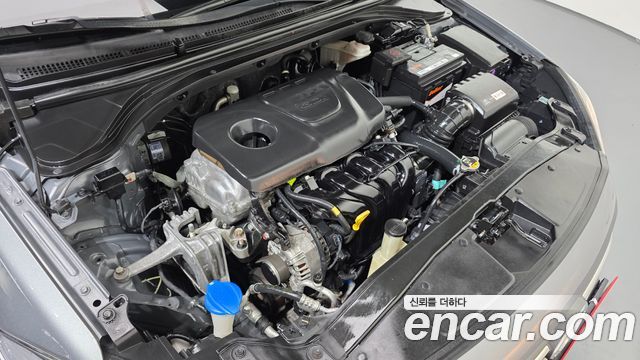 Hyundai AVANTE 2018 — photo 6