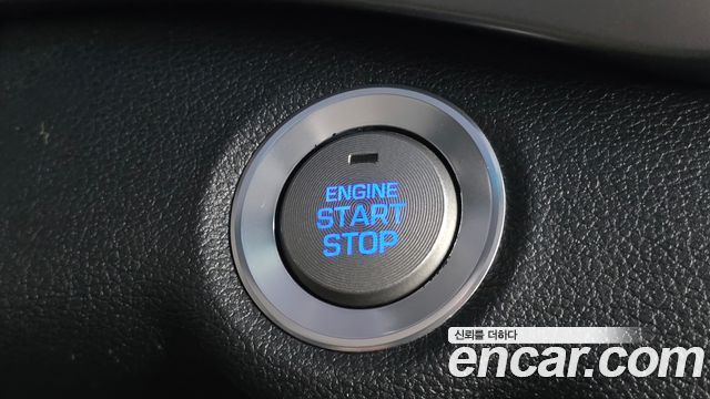 Hyundai AVANTE 2018 — photo 25