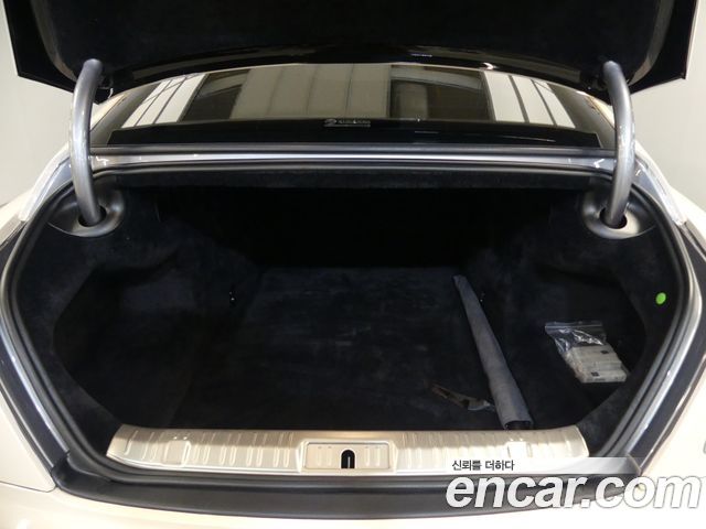 Rolls-Royce Wraith 2019 — photo 8