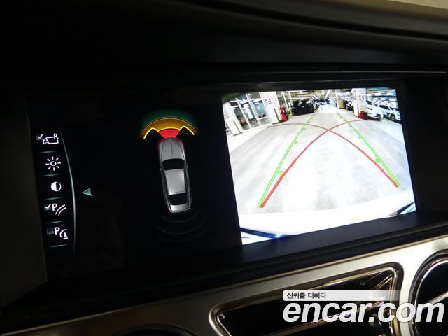 Rolls-Royce Wraith 2019 — photo 13