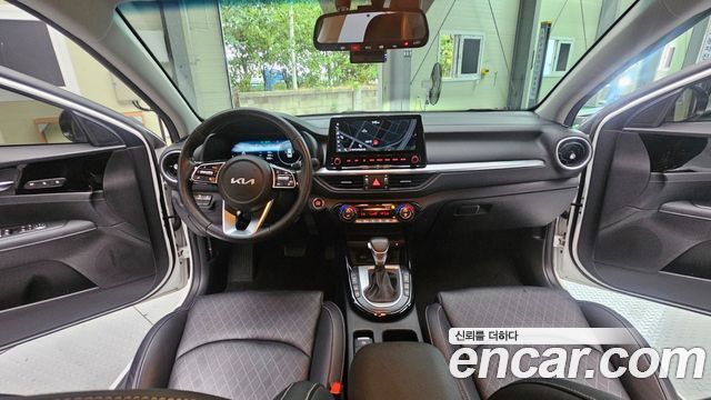 Kia K3 2022 — photo 7