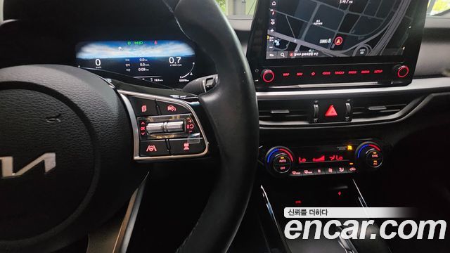 Kia K3 2022 — photo 14