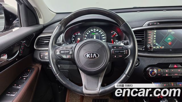 Kia Sorento 2016 — photo 13