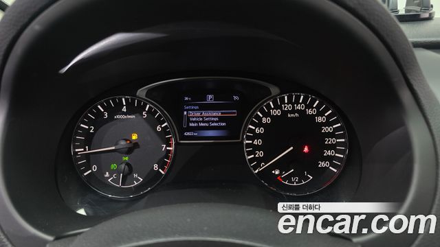 Nissan Altima 2018 — photo 8