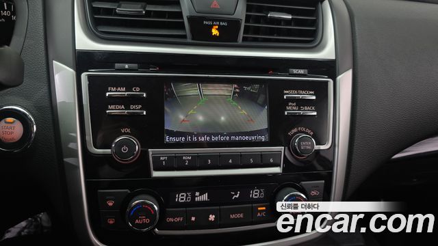 Nissan Altima 2018 — photo 15