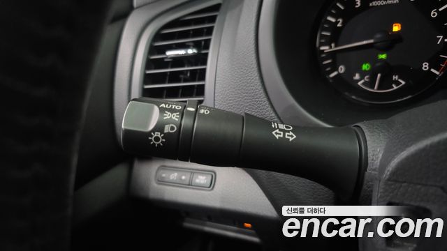 Nissan Altima 2018 — photo 17
