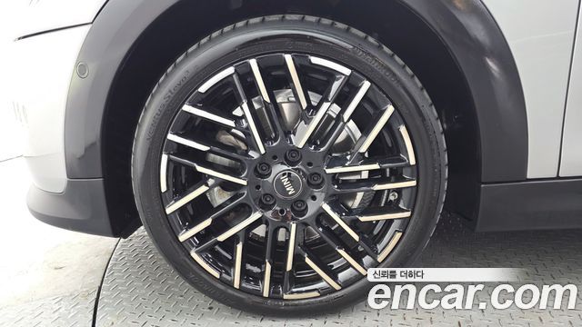 Mini Cooper 2025 — photo 5
