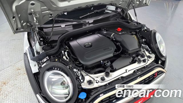 Mini Cooper 2025 — photo 6