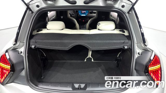 Mini Cooper 2025 — photo 24