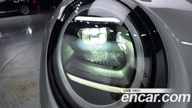 Mini Cooper 2025 — photo 8