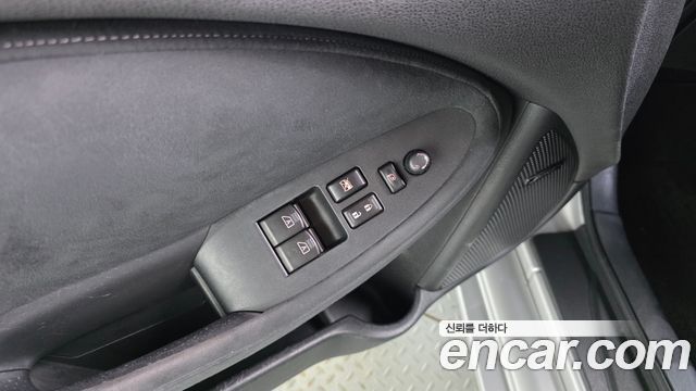 Nissan 370Z 2011 — photo 18