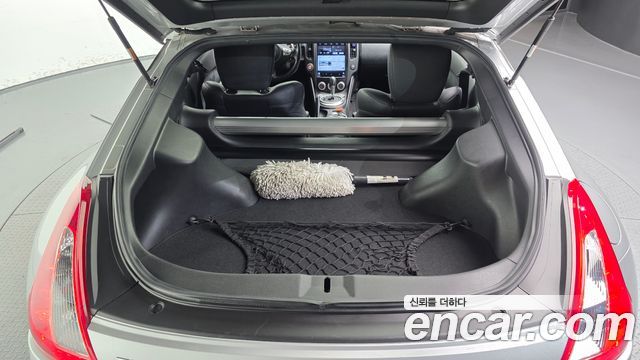 Nissan 370Z 2011 — photo 20