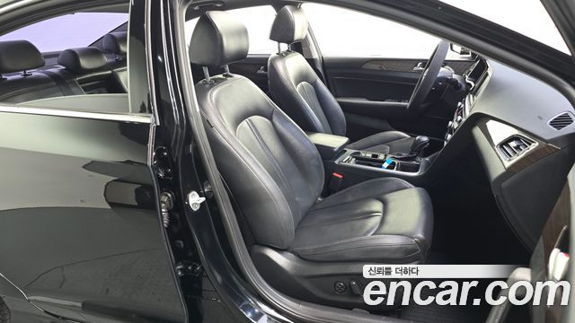 Hyundai Sonata 2018 — photo 12