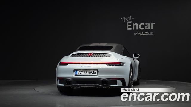Porsche 911 2024 — photo 4