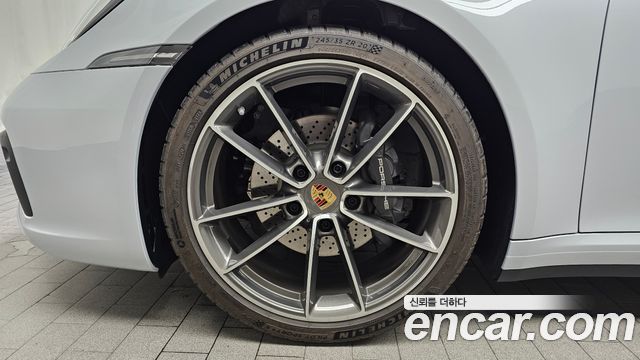 Porsche 911 2024 — photo 5