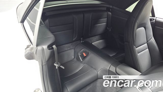 Porsche 911 2024 — photo 17