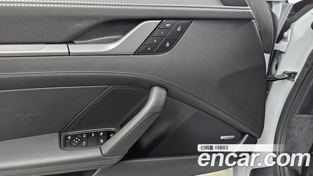 Porsche 911 2024 — photo 27