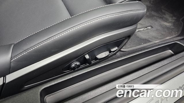 Porsche 911 2024 — photo 30