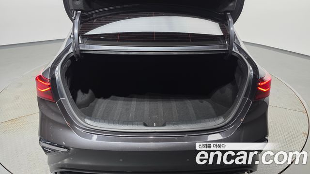 Kia K3 2021 — photo 20