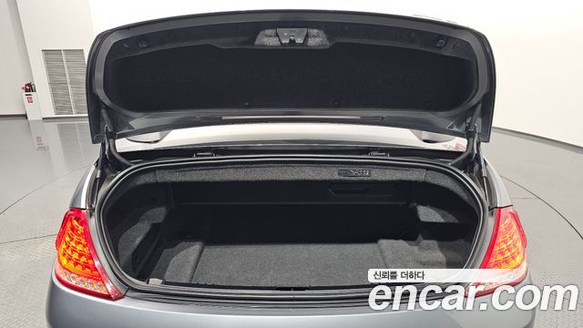 BMW 6-Series 2008 — photo 33