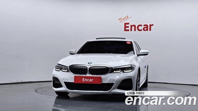 BMW 3-Series 2019 — photo 3