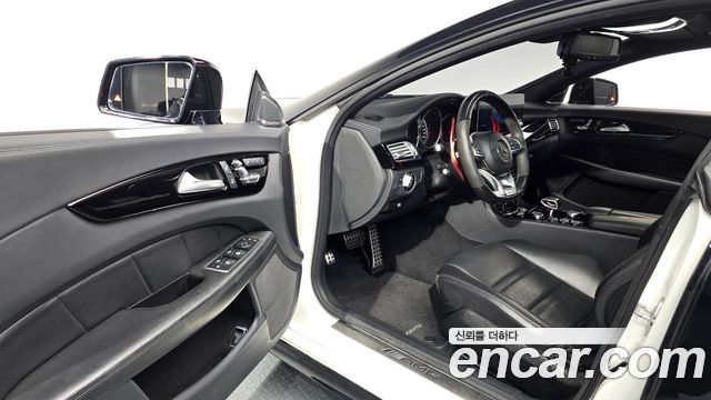 Mercedes-Benz CLS-Class 2016 — photo 10