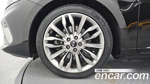 Kia K7 2020 — photo 5