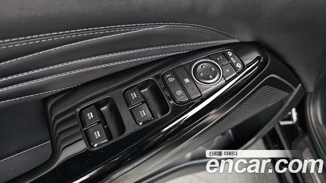 Kia K7 2020 — photo 23