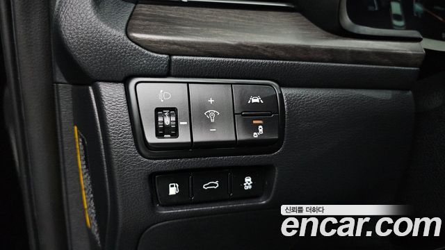 Kia K7 2020 — photo 24