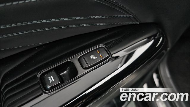 Kia K7 2020 — photo 27