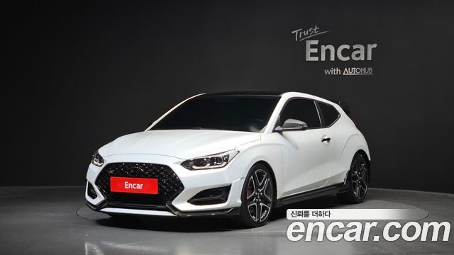Hyundai Veloster 2019 — photo 1
