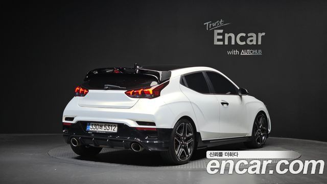 Hyundai Veloster 2019 — photo 2