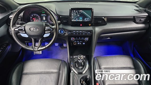 Hyundai Veloster 2019 — photo 10