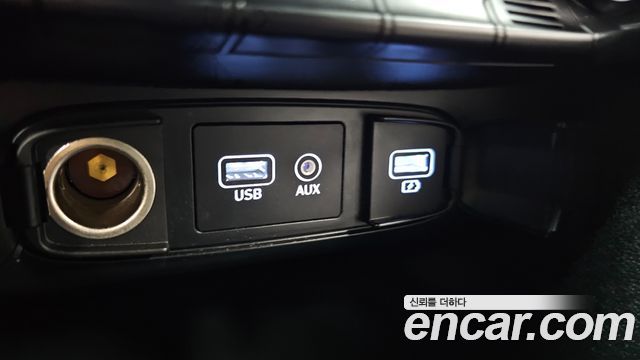 Hyundai Veloster 2019 — photo 18