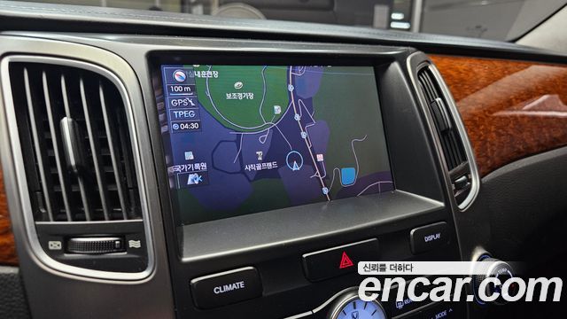 Hyundai Equus 2012 — photo 21
